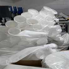 廠家直銷工業(yè)用PTFE耐高溫除塵布袋化工廠耐酸堿除塵濾